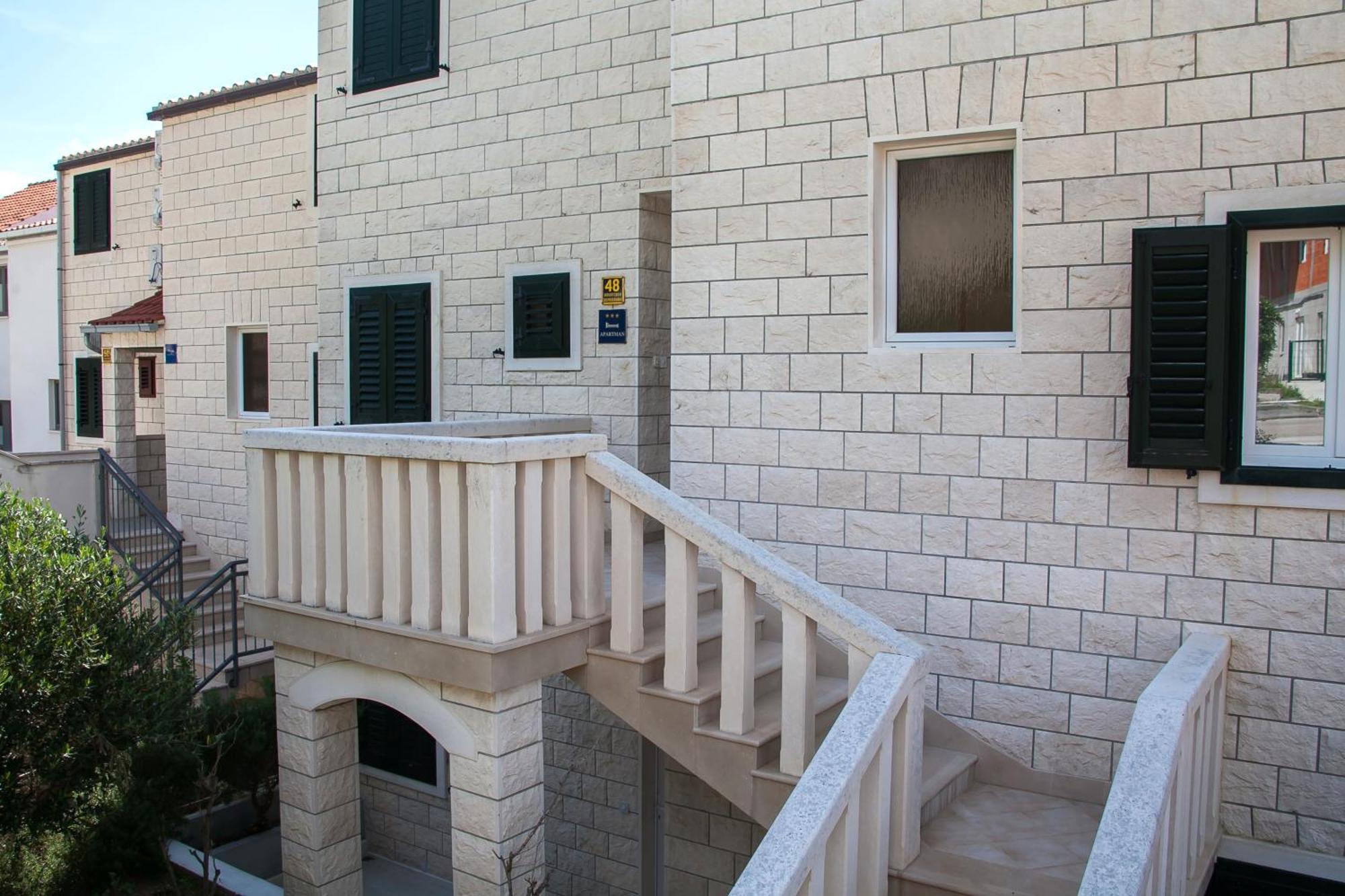 בול Sirius Apartments מראה חיצוני תמונה